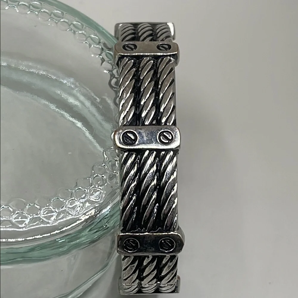 Stylish Silver-Tone twisted braided Cable clamper Bracelet